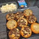 Easy mini pancake muffins recipe! Perfect toddler breakfast or baby-friendly pancakes. These pancake bites are great for meal prep. Try blueberry, strawberry, or chocolate chip mini muffins!